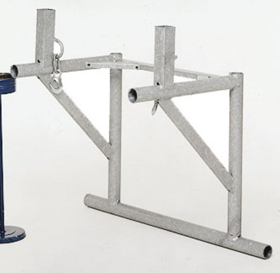 Ger&uuml;stbefestigung (Grundrahmen) f&uuml;r Schuttrutschensystem mieten leihen