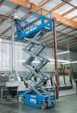 Scherenarbeitsb&uuml;hne 10 m / 10m schmal mieten leihen