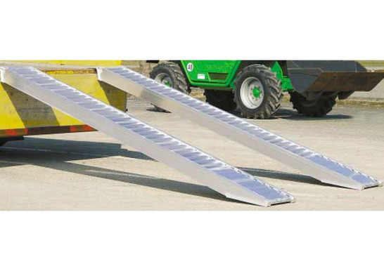 Alu-Auffahrrampen p. Paar mieten leihen