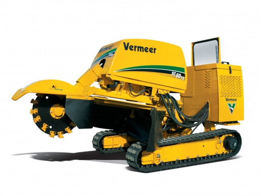 Baumstumpffr&auml;se auf Kettenlaufwerk mieten leihen