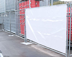 Sichtschutzplane f&uuml;r Bauzaun mieten leihen