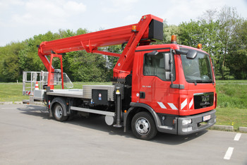 LKW-Arbeitsb&uuml;hne 33 m mieten leihen