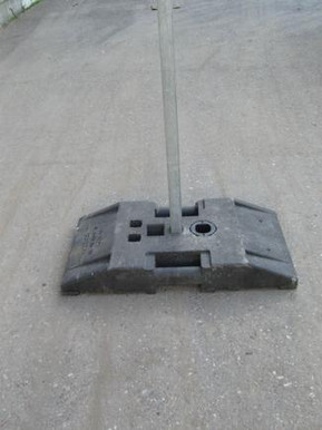 St&auml;nder f&uuml;r Verkehrszeichen mieten leihen