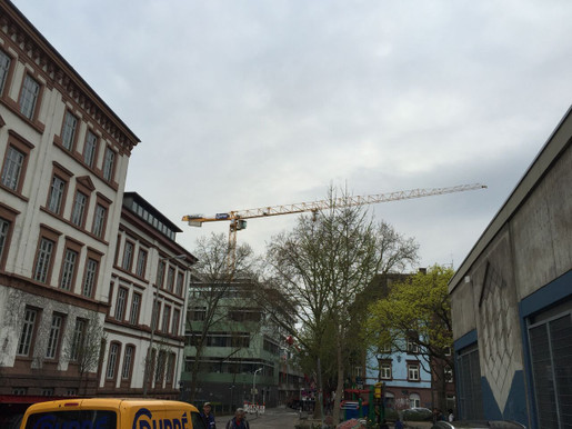 65m Obendreher BauKran mieten leihen