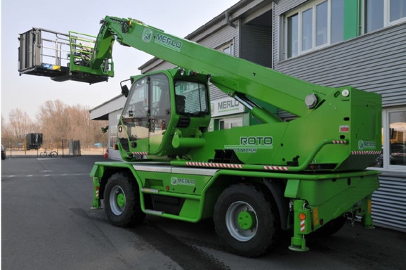 Teleskopstapler 4,0 to 30m Roto mieten leihen