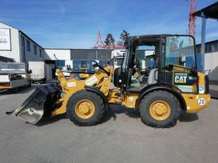 0,8m&sup3; Radlader mieten leihen