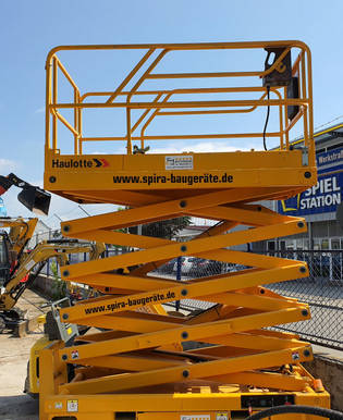 Scherenb&uuml;hne mieten leihen