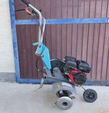 Gartenhacke  mieten leihen